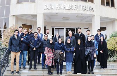 بازدید علمی دانشجویان مرتبط با اتاق بازرگانی اصفهان از کارخانه داروسازی رها