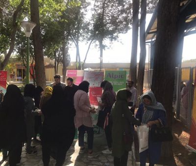 حضور و حمایت شرکت داروسازی رها از همایش سالیانه انجمن مامایی استان اصفهان