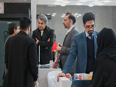 نمایشگاه جنبی کنگره سالانه انجمن پزشکان عمومی واقع در سالن رازی دانشگاه ایران