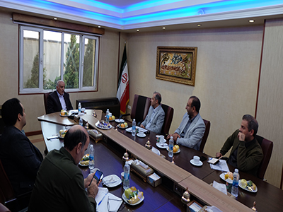 بازدید مدیر دانشگاه صنتی از داروسازی رها