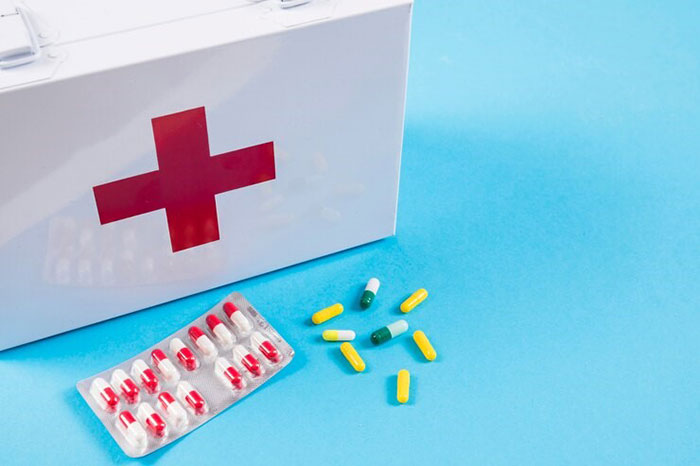 چطور در خانه از داروها مثل طلا مراقبت کنیم